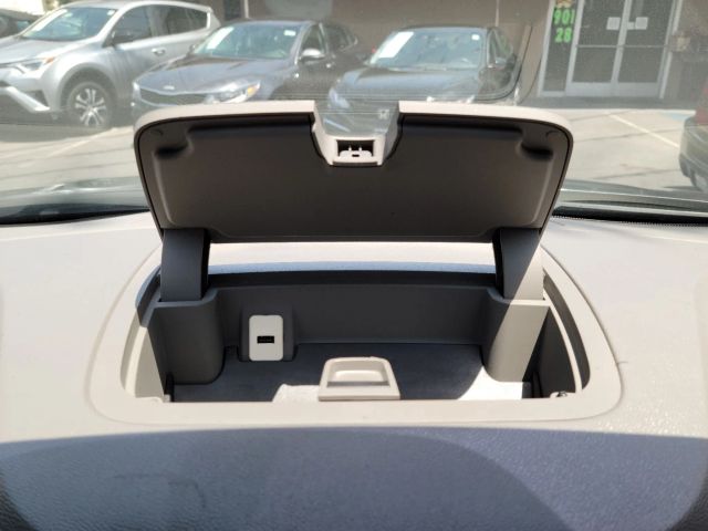 2014 CHEVROLET TRAVERSE LS SPORT UTILITY 4D