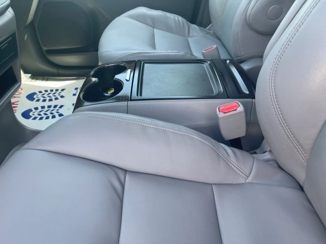 2016 TOYOTA SIENNA XLE MINIVAN 4D