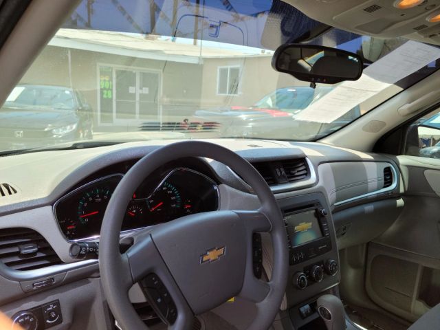 2014 CHEVROLET TRAVERSE LS SPORT UTILITY 4D