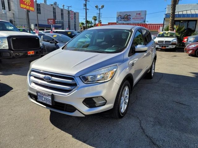 2017 FORD ESCAPE SE SPORT UTILITY 4D