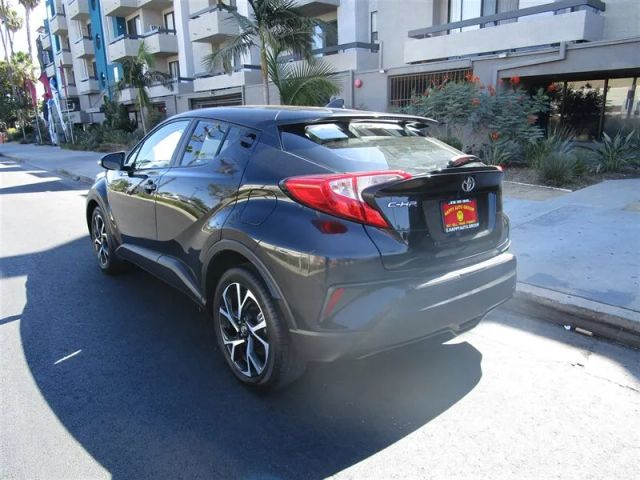2018 TOYOTA C-HR XLE SPORT UTILITY 4D