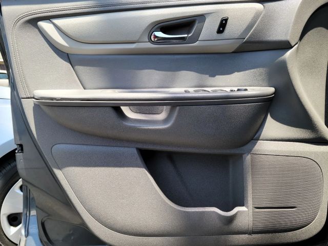 2014 CHEVROLET TRAVERSE LS SPORT UTILITY 4D