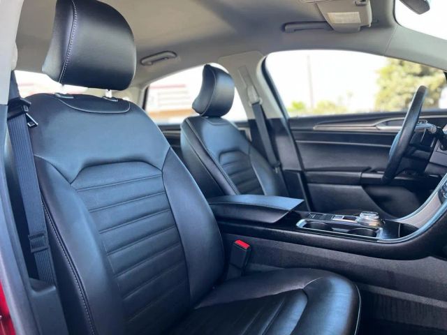 2017 FORD FUSION SE SEDAN 4D