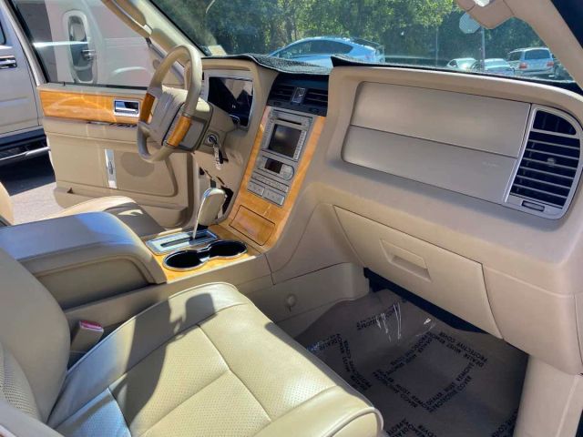 2007 LINCOLN NAVIGATOR LUXURY SPORT UTILITY 4D