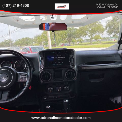 2017 Jeep Wrangler Unlimited - Image 19