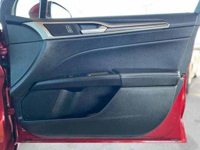 2017 FORD FUSION SE SEDAN 4D