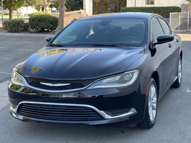 2015 CHRYSLER 200 LIMITED SEDAN 4D