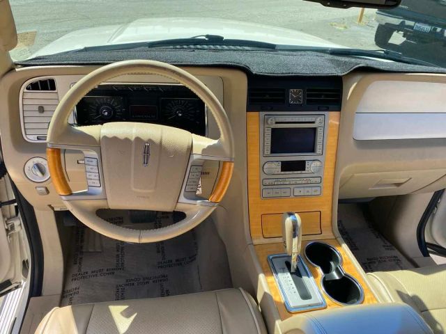 2007 LINCOLN NAVIGATOR LUXURY SPORT UTILITY 4D