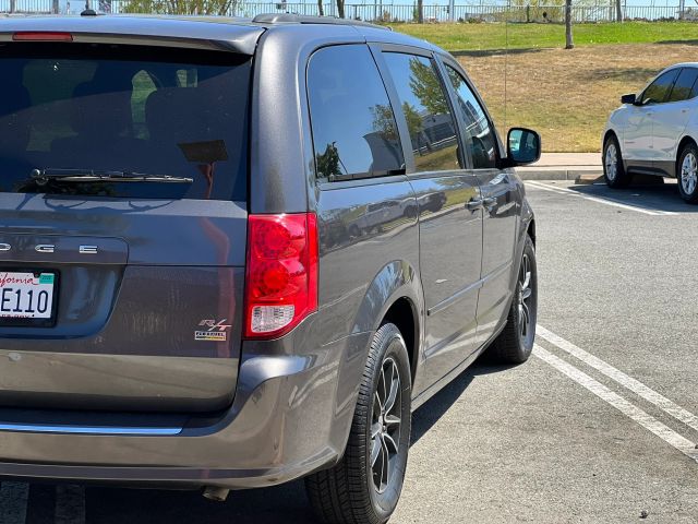 2016 DODGE GRAND CARAVAN PASSENGER R/T MINIVAN 4D