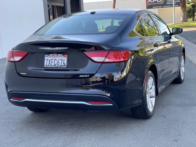 2015 CHRYSLER 200 LIMITED SEDAN 4D