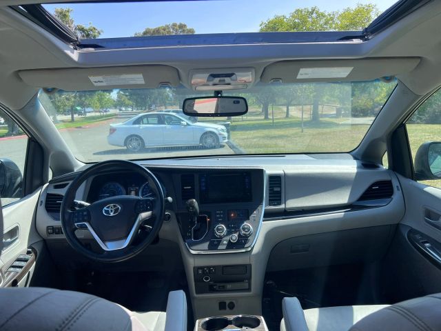 2015 TOYOTA SIENNA XLE MINIVAN 4D