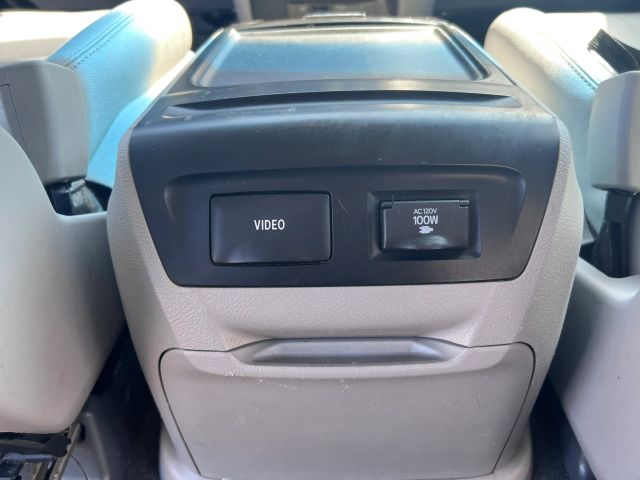 2015 TOYOTA SIENNA XLE MINIVAN 4D