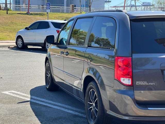 2016 DODGE GRAND CARAVAN PASSENGER R/T MINIVAN 4D