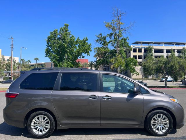 2015 TOYOTA SIENNA XLE MINIVAN 4D