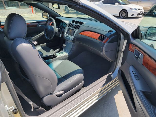 2006 TOYOTA SOLARA SLE CONVERTIBLE 2D