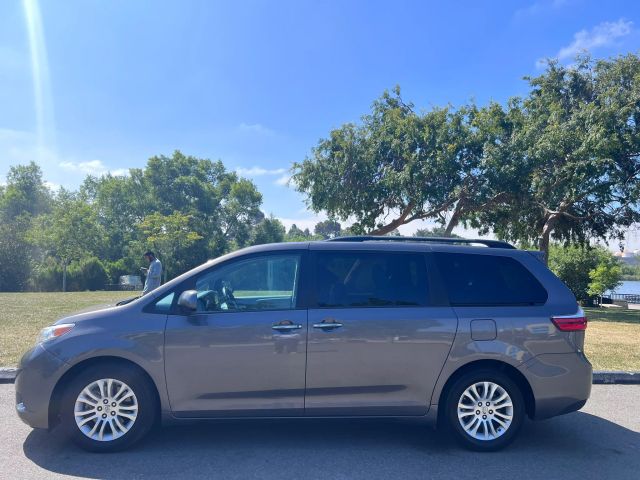 2015 TOYOTA SIENNA XLE MINIVAN 4D