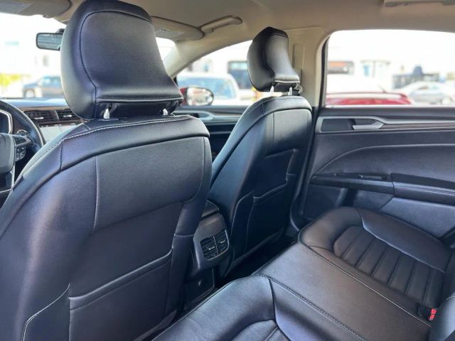 2017 FORD FUSION SE SEDAN 4D