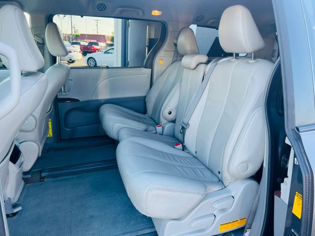 2013 TOYOTA SIENNA XLE MINIVAN 4D