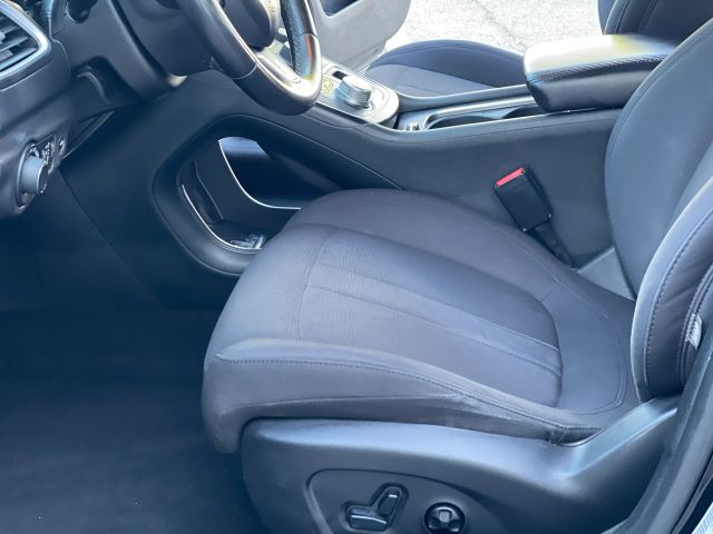 2015 CHRYSLER 200 LIMITED SEDAN 4D
