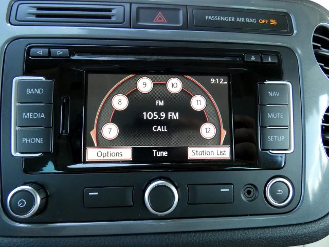 2015 VOLKSWAGEN TIGUAN 2.0T SEL SPORT UTILITY 4D