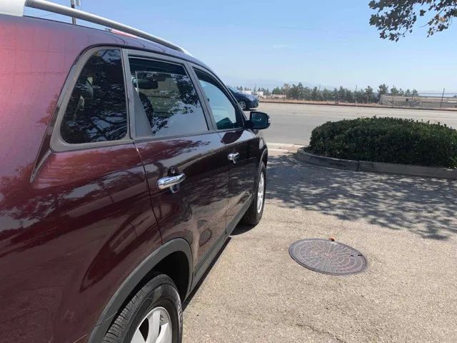 2011 KIA SORENTO LX SPORT UTILITY 4D