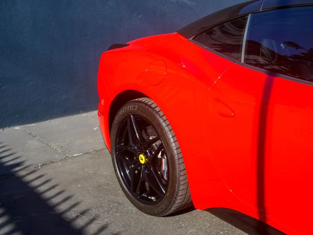 2016 FERRARI CALIFORNIA T CONVERTIBLE 2D