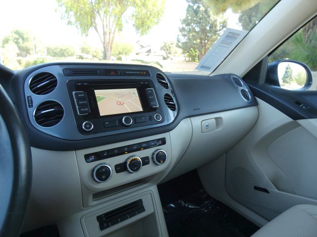 2015 VOLKSWAGEN TIGUAN 2.0T SEL SPORT UTILITY 4D