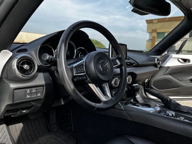 2017 MAZDA MX-5 MIATA RF GRAND TOURING CONVERTIBLE 2D