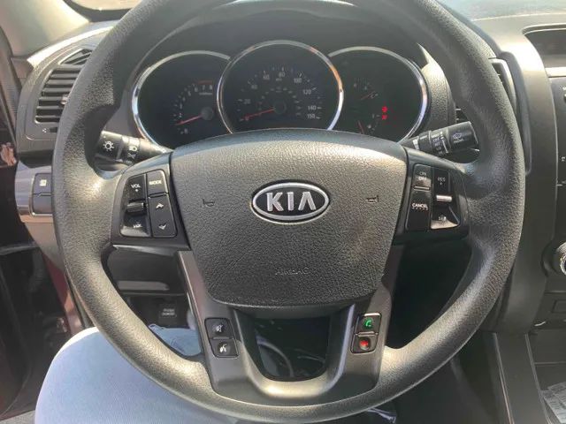 2011 KIA SORENTO LX SPORT UTILITY 4D