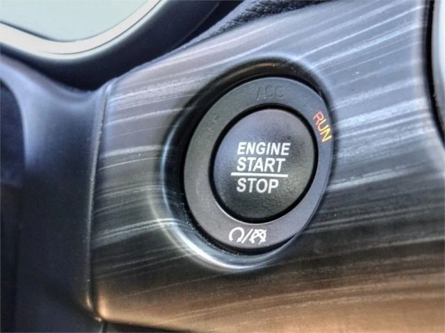 2019 JEEP GRAND CHEROKEE LAREDO SPORT UTILITY 4D