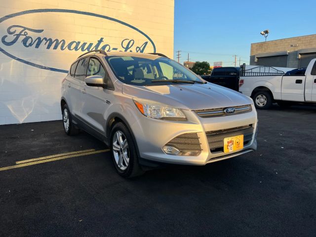 2015 FORD ESCAPE SE SPORT UTILITY 4D