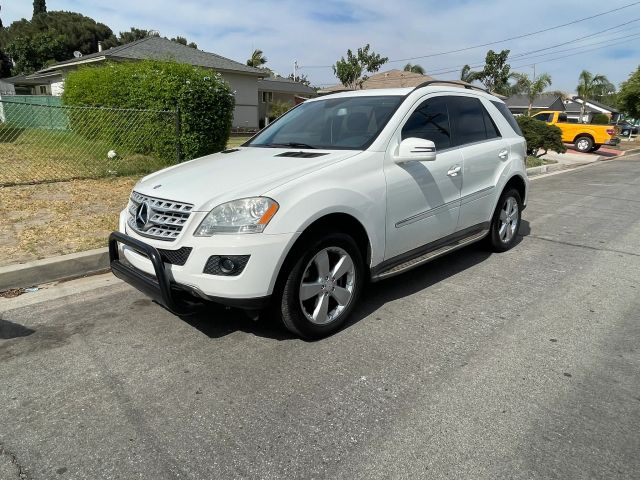 2011 MERCEDES-BENZ M-CLASS ML 350 SPORT UTILITY 4D