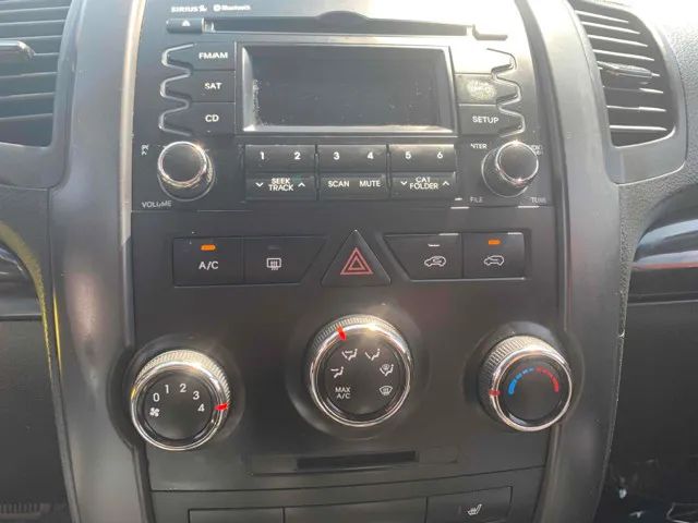 2011 KIA SORENTO LX SPORT UTILITY 4D