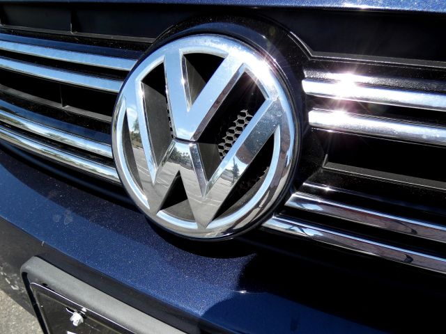 2015 VOLKSWAGEN TIGUAN 2.0T SEL SPORT UTILITY 4D