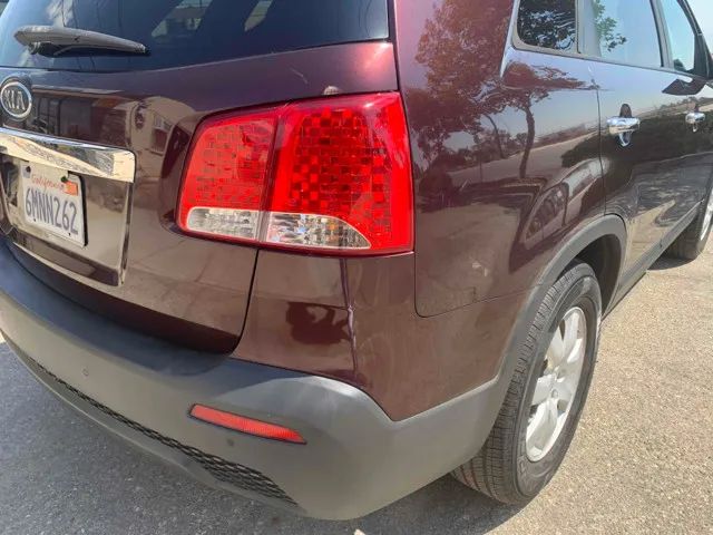 2011 KIA SORENTO LX SPORT UTILITY 4D