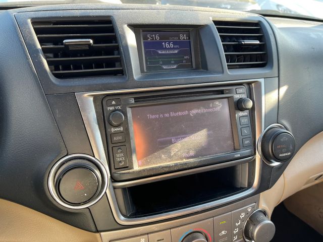 2013 TOYOTA HIGHLANDER PLUS SPORT UTILITY 4D