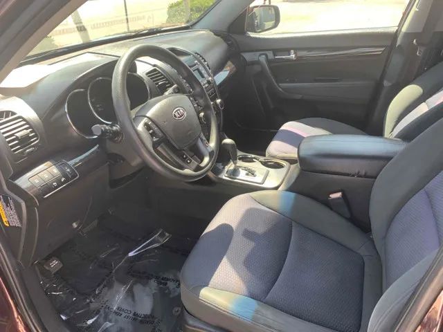 2011 KIA SORENTO LX SPORT UTILITY 4D
