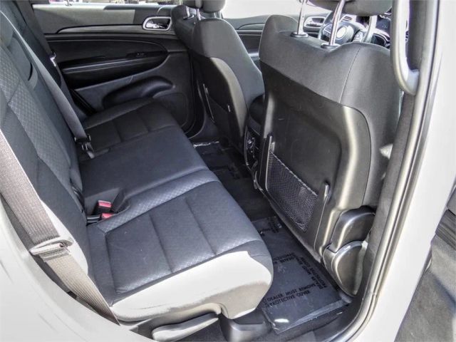 2019 JEEP GRAND CHEROKEE LAREDO SPORT UTILITY 4D