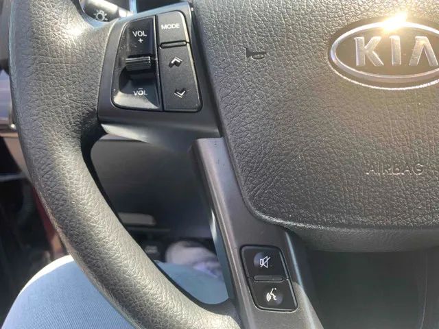 2011 KIA SORENTO LX SPORT UTILITY 4D