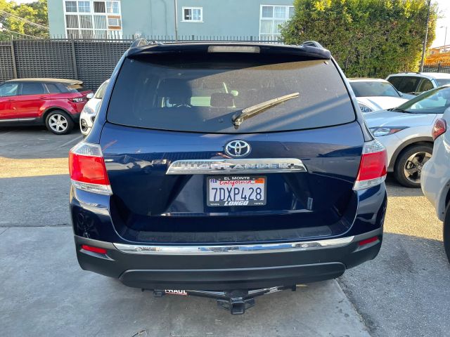 2013 TOYOTA HIGHLANDER PLUS SPORT UTILITY 4D