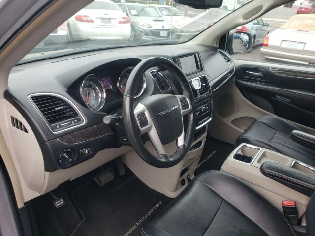 2014 CHRYSLER TOWN & COUNTRY TOURING-L MINIVAN 4D