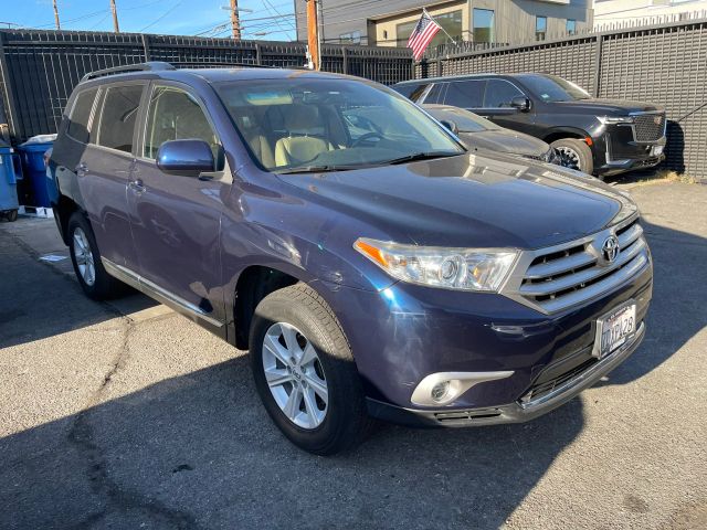 2013 TOYOTA HIGHLANDER PLUS SPORT UTILITY 4D