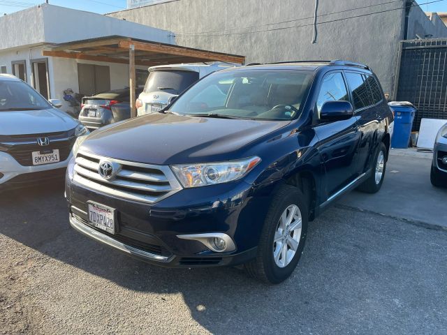 2013 TOYOTA HIGHLANDER PLUS SPORT UTILITY 4D
