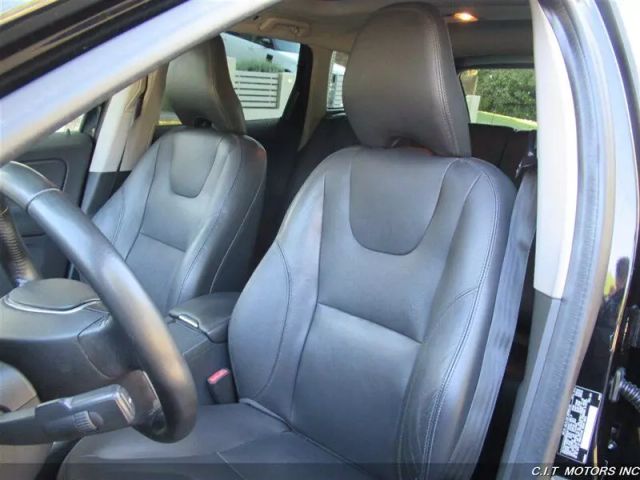2016 VOLVO XC60 T5 PREMIER SPORT UTILITY 4D