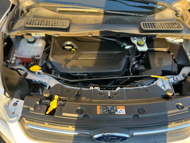 2015 FORD ESCAPE SE SPORT UTILITY 4D