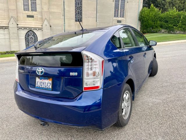 2010 TOYOTA PRIUS III HATCHBACK 4D