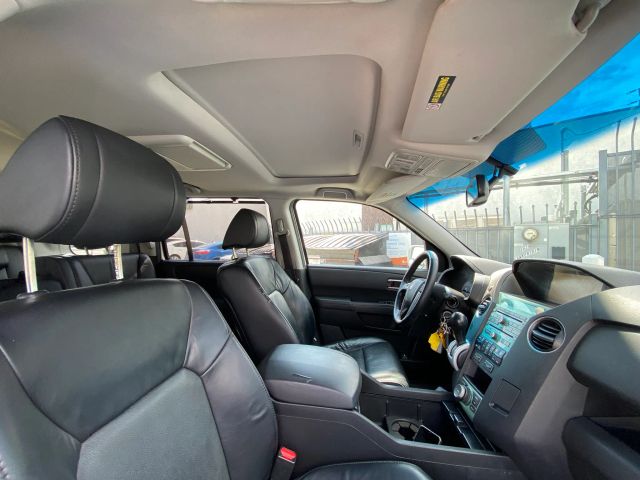 2011 HONDA PILOT TOURING SPORT UTILITY 4D