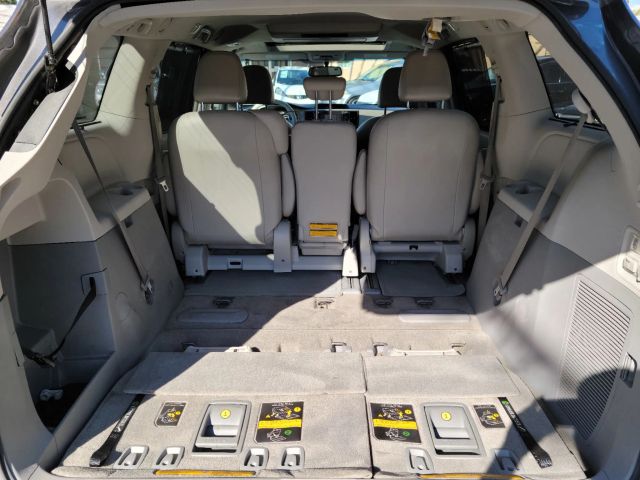 2013 TOYOTA SIENNA XLE MINIVAN 4D