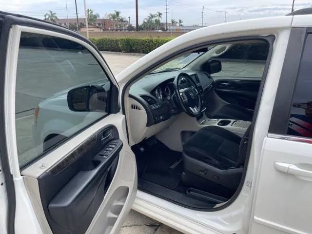 2011 DODGE GRAND CARAVAN PASSENGER CREW MINIVAN 4D