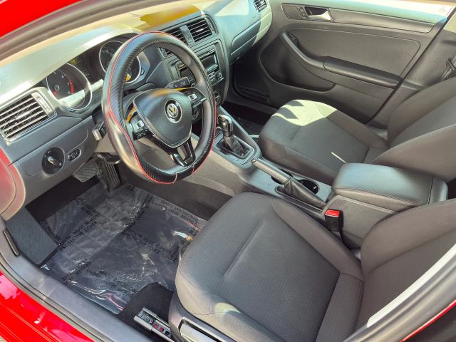 2015 VOLKSWAGEN JETTA 2.0L S SEDAN 4D